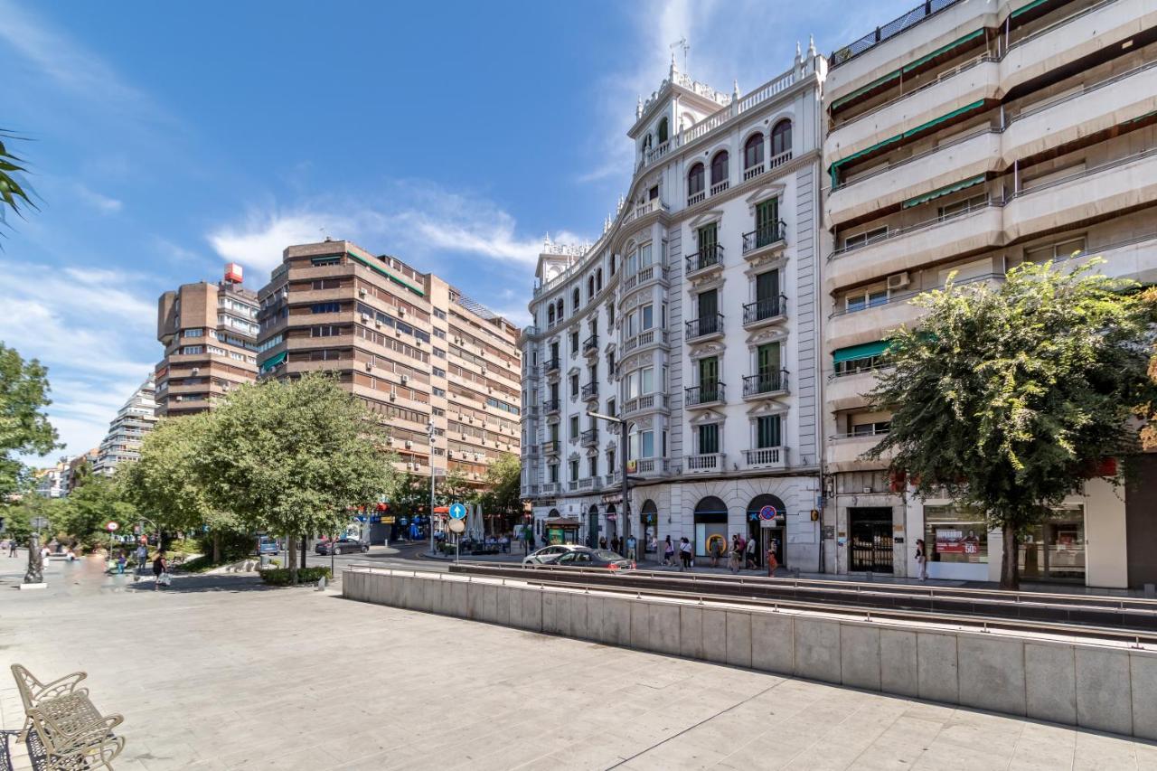 Bns Triunfo Centro Suites Grenada Zewnętrze zdjęcie